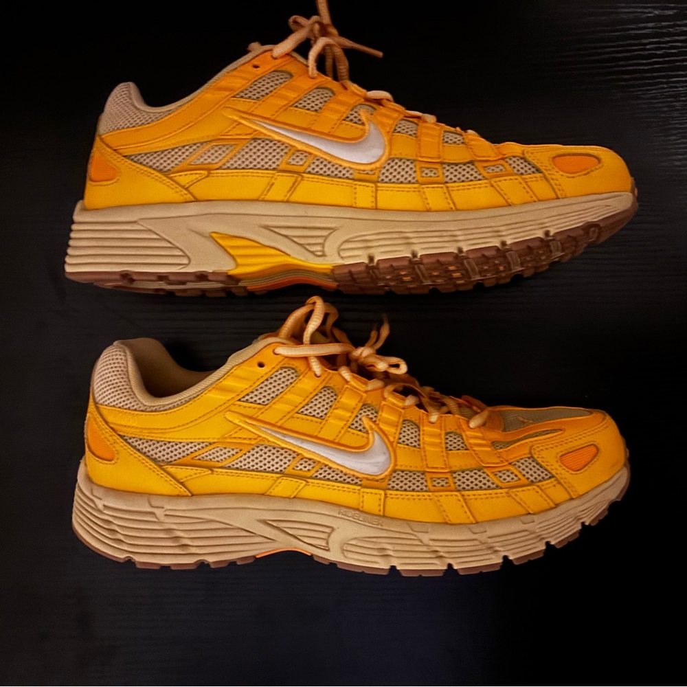 Nike Men's Yellow p6000